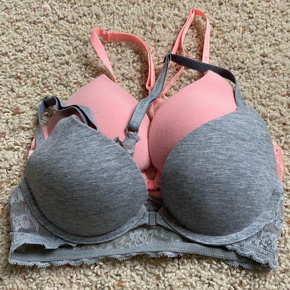Victoria’s Secret 32B racer back front clip bra